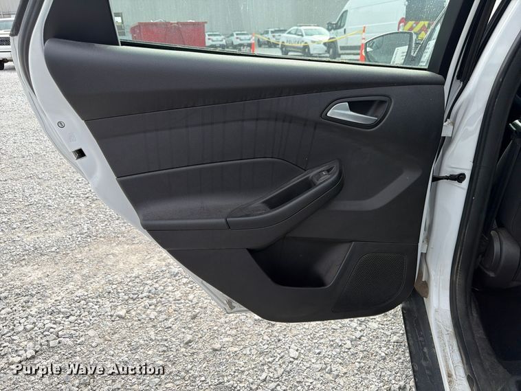 image for item FP3211 2017 Ford Focus 