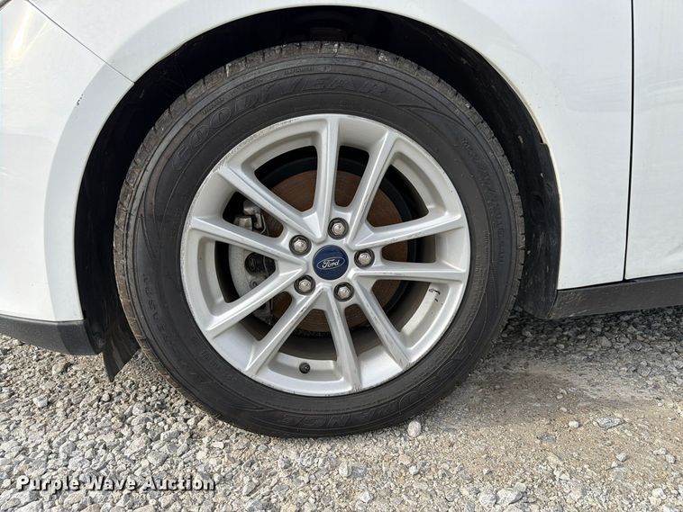 image for item FP3211 2017 Ford Focus 
