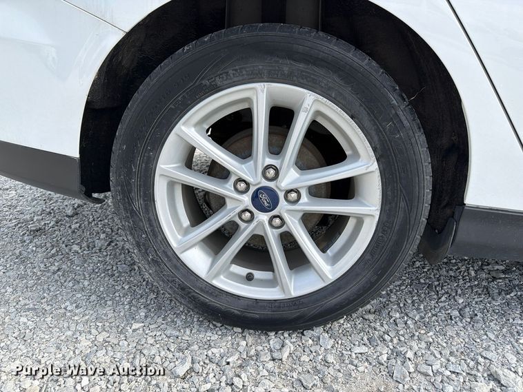 image for item FP3211 2017 Ford Focus 