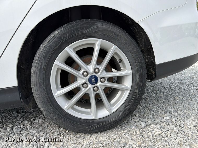 image for item FP3211 2017 Ford Focus 