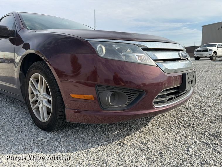 image for item FP3212 2012 Ford Fusion 