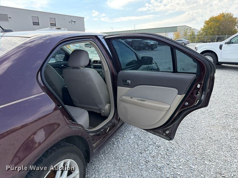 image for item FP3212 2012 Ford Fusion 