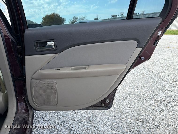 image for item FP3212 2012 Ford Fusion 
