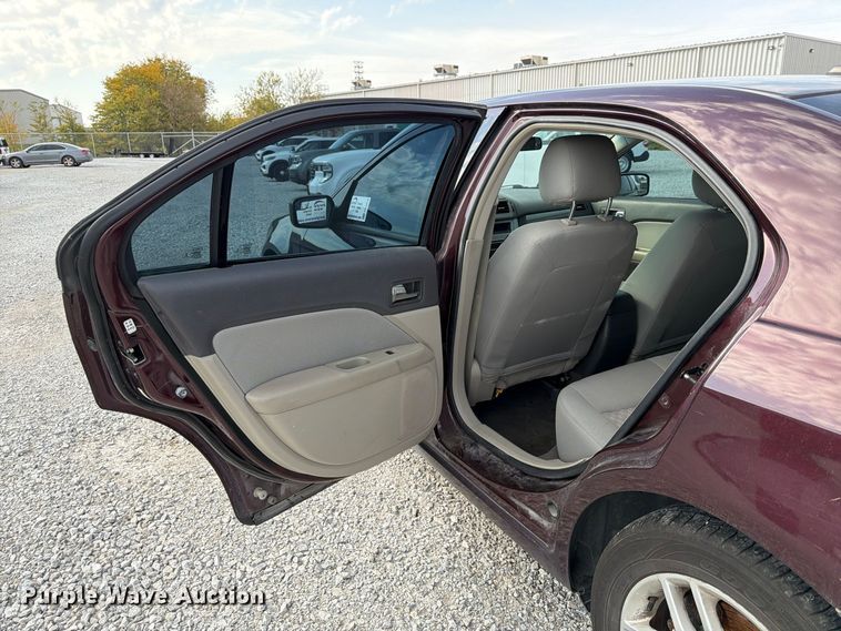image for item FP3212 2012 Ford Fusion 