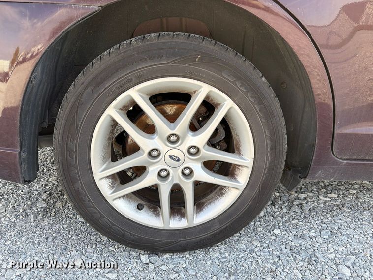 image for item FP3212 2012 Ford Fusion 