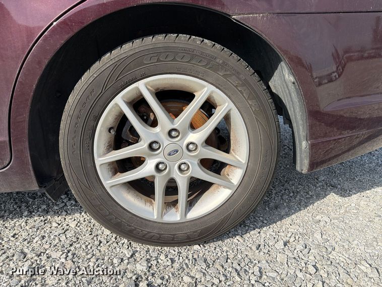 image for item FP3212 2012 Ford Fusion 