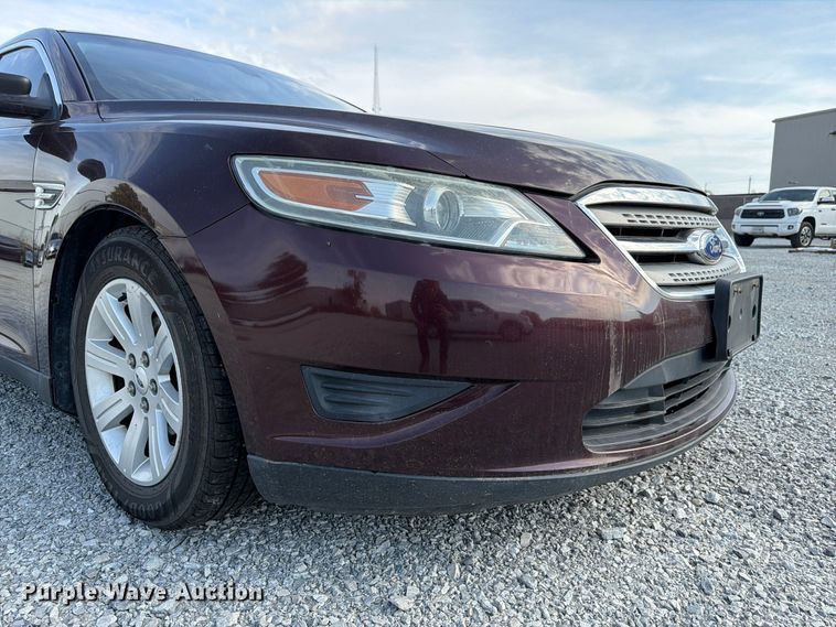 image for item FP3213 2011 Ford Taurus 