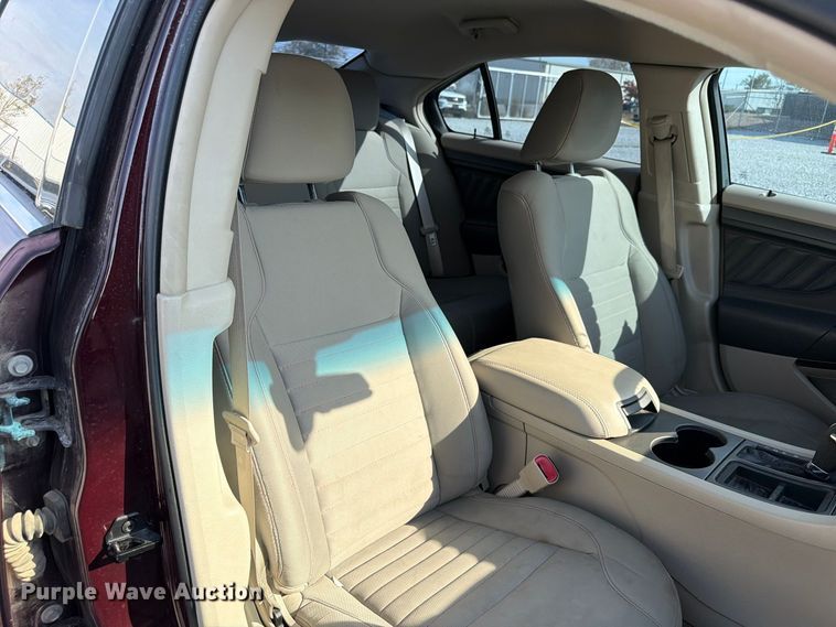 image for item FP3213 2011 Ford Taurus 