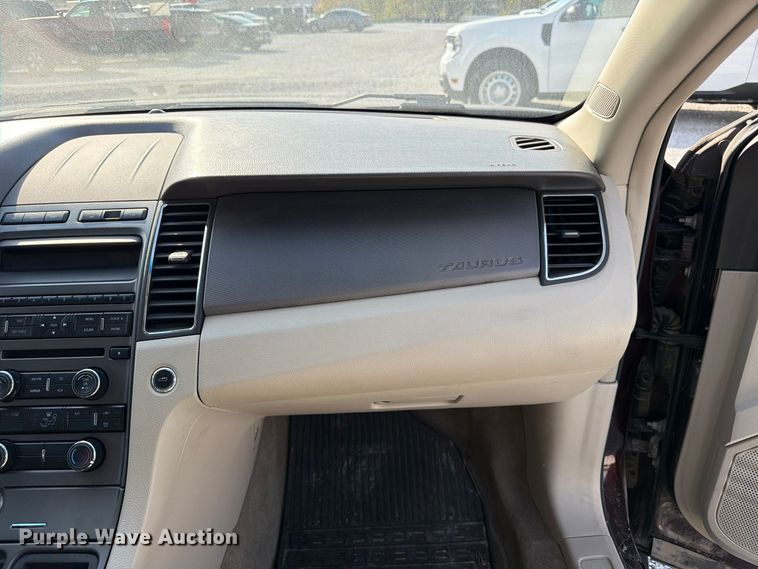image for item FP3213 2011 Ford Taurus 
