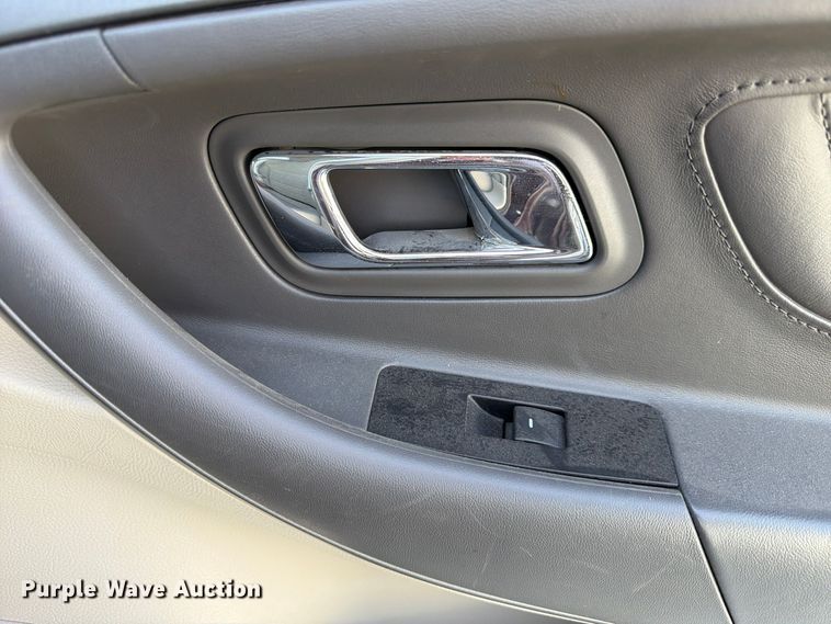 image for item FP3213 2011 Ford Taurus 