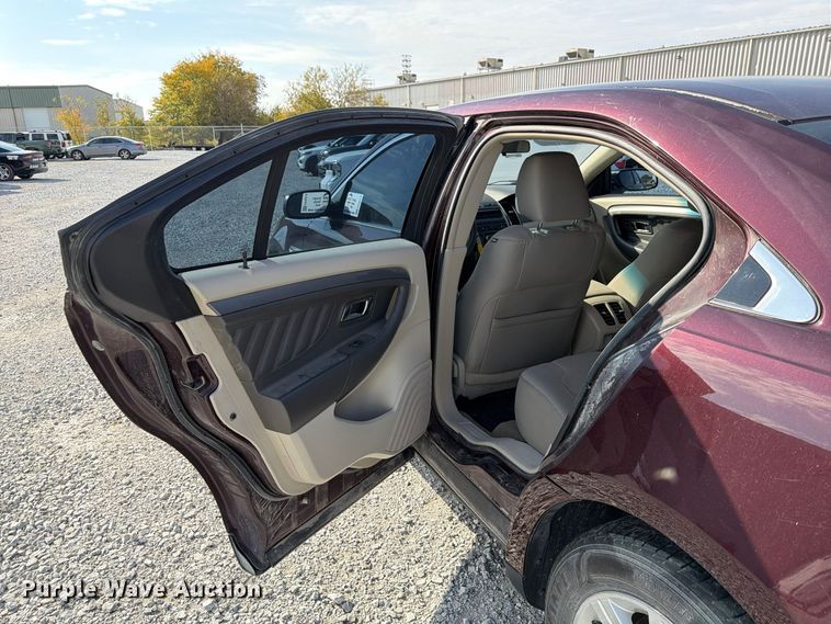 image for item FP3213 2011 Ford Taurus 