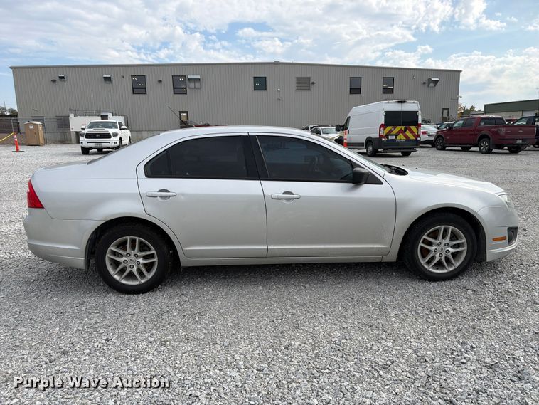 image for item FP3214 2012 Ford Fusion 