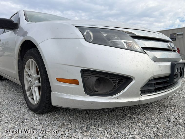 image for item FP3214 2012 Ford Fusion 