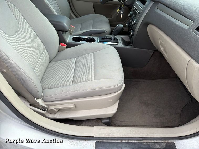 image for item FP3214 2012 Ford Fusion 