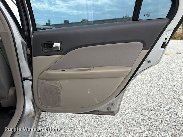 image for item FP3214 2012 Ford Fusion 