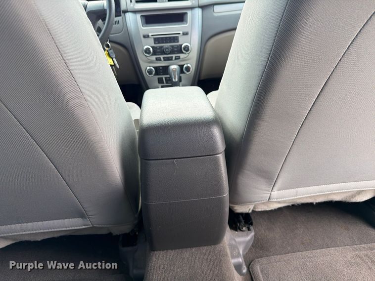 image for item FP3214 2012 Ford Fusion 