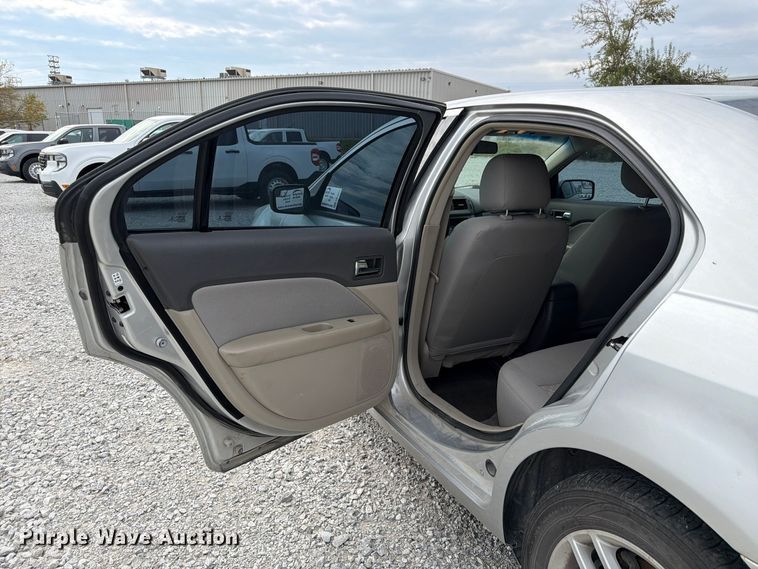 image for item FP3214 2012 Ford Fusion 