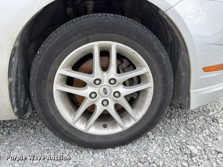 image for item FP3214 2012 Ford Fusion 