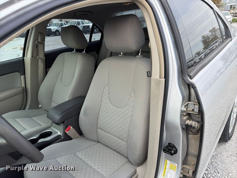 image for item FP3215 2012 Ford Fusion 