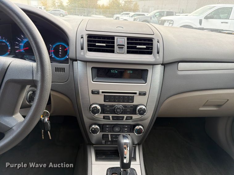 image for item FP3215 2012 Ford Fusion 