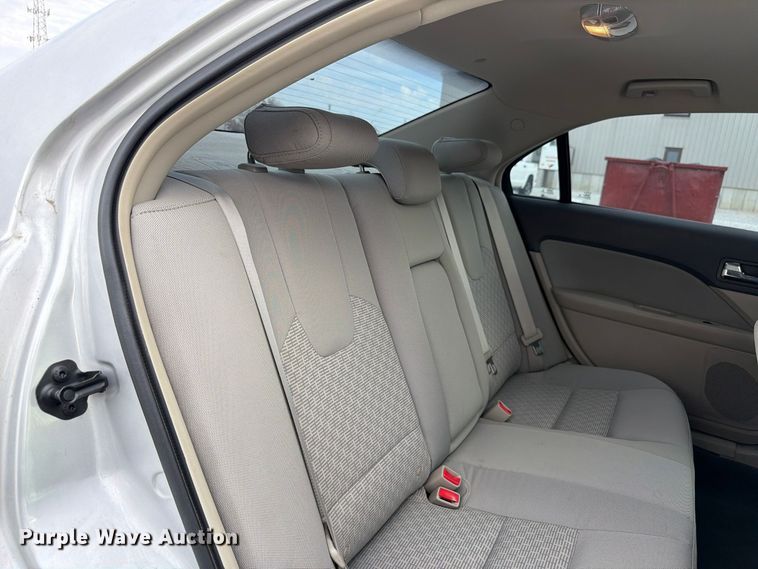 image for item FP3215 2012 Ford Fusion 