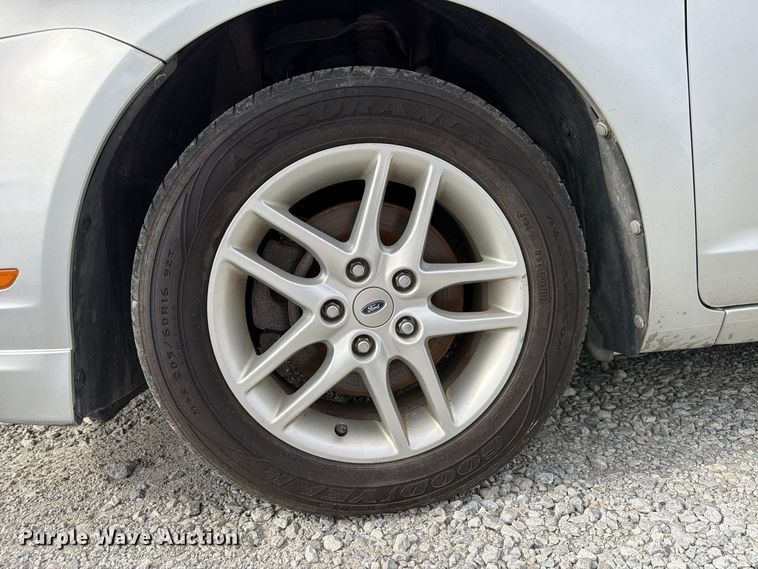 image for item FP3215 2012 Ford Fusion 