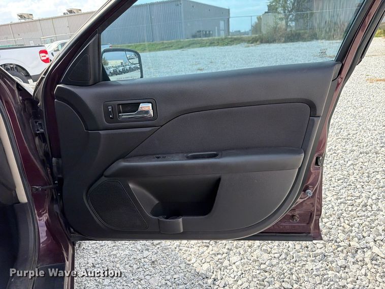 image for item FP3216 2011 Ford Fusion SE 