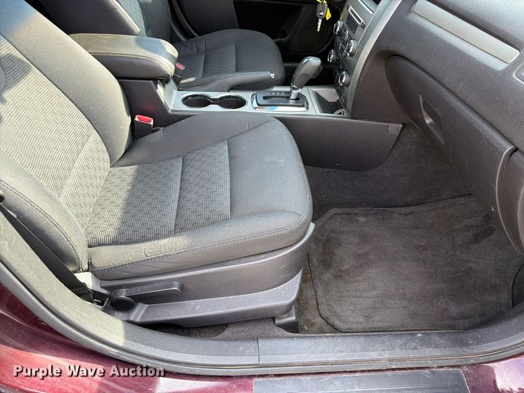 image for item FP3216 2011 Ford Fusion SE 