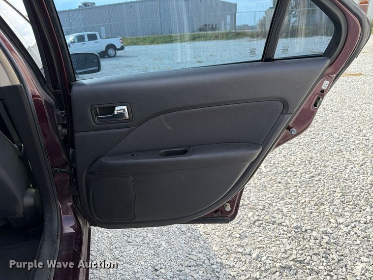image for item FP3216 2011 Ford Fusion SE 