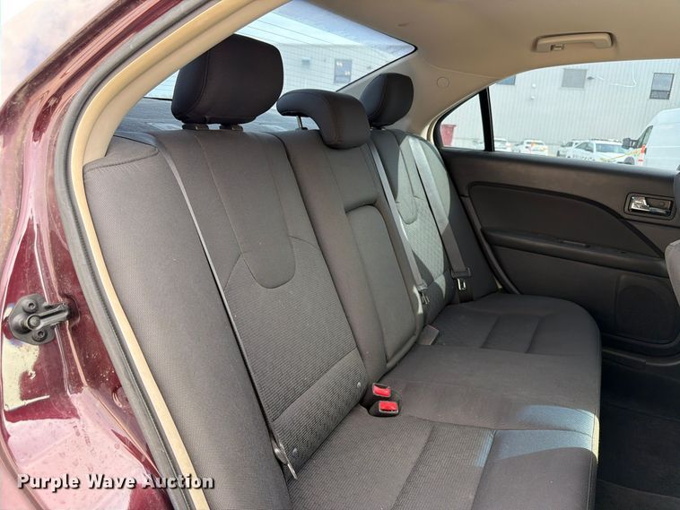 image for item FP3216 2011 Ford Fusion SE 