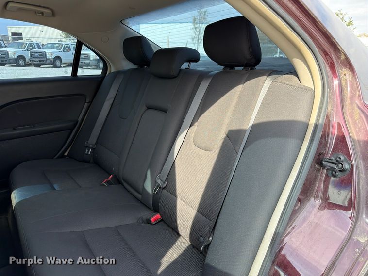 image for item FP3216 2011 Ford Fusion SE 