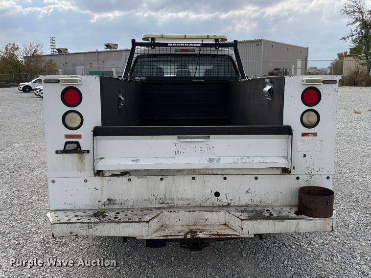 image for item FP3218 2015 Ford F250 Super Duty Crew Cab utility bed pickup truck
