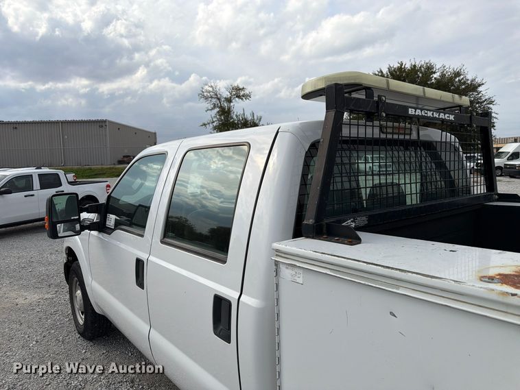 image for item FP3218 2015 Ford F250 Super Duty Crew Cab utility bed pickup truck