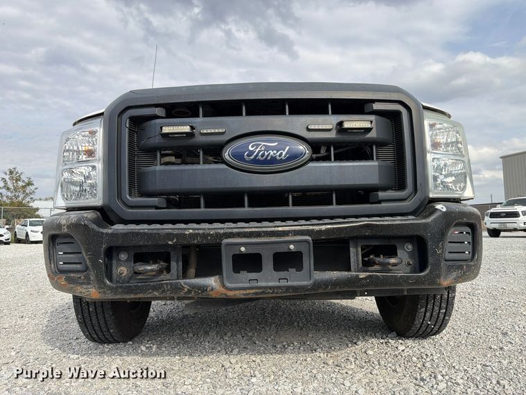 image for item FP3218 2015 Ford F250 Super Duty Crew Cab utility bed pickup truck