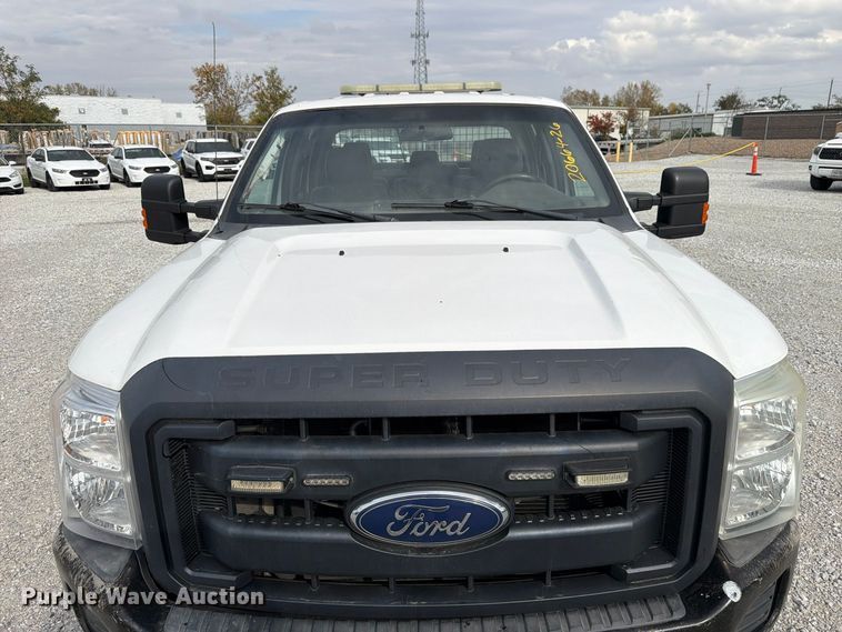 image for item FP3218 2015 Ford F250 Super Duty Crew Cab utility bed pickup truck