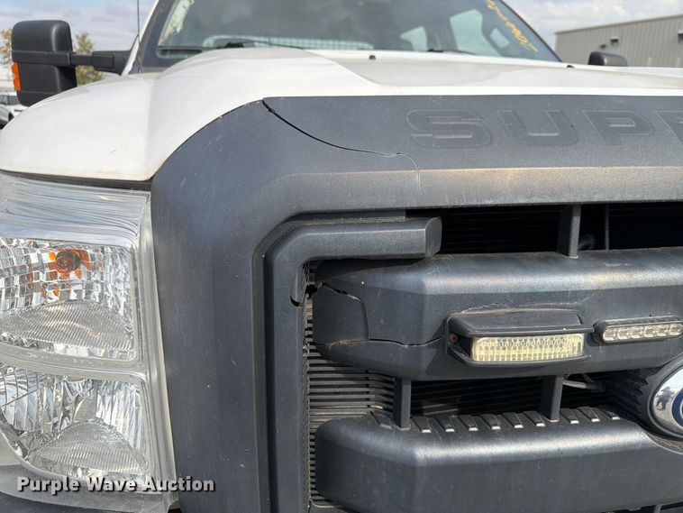 image for item FP3218 2015 Ford F250 Super Duty Crew Cab utility bed pickup truck