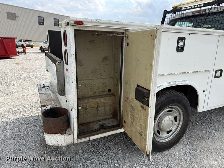 image for item FP3218 2015 Ford F250 Super Duty Crew Cab utility bed pickup truck