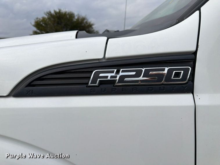 image for item FP3219 2015 Ford F250 Super Duty Ext. Cab utility bed pickup truck