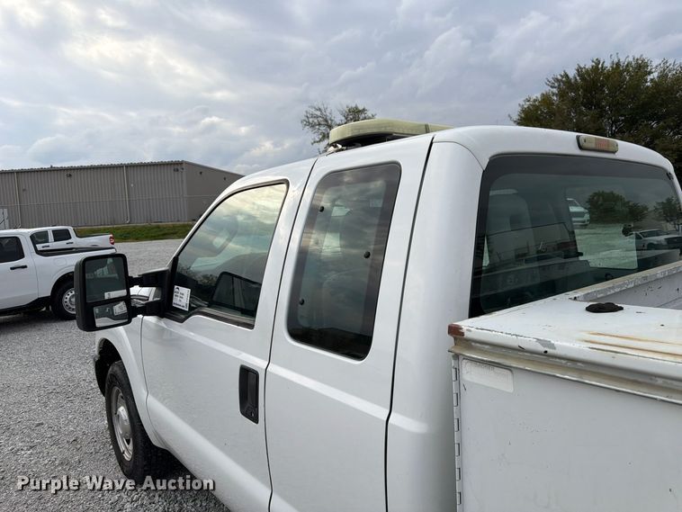 image for item FP3219 2015 Ford F250 Super Duty Ext. Cab utility bed pickup truck