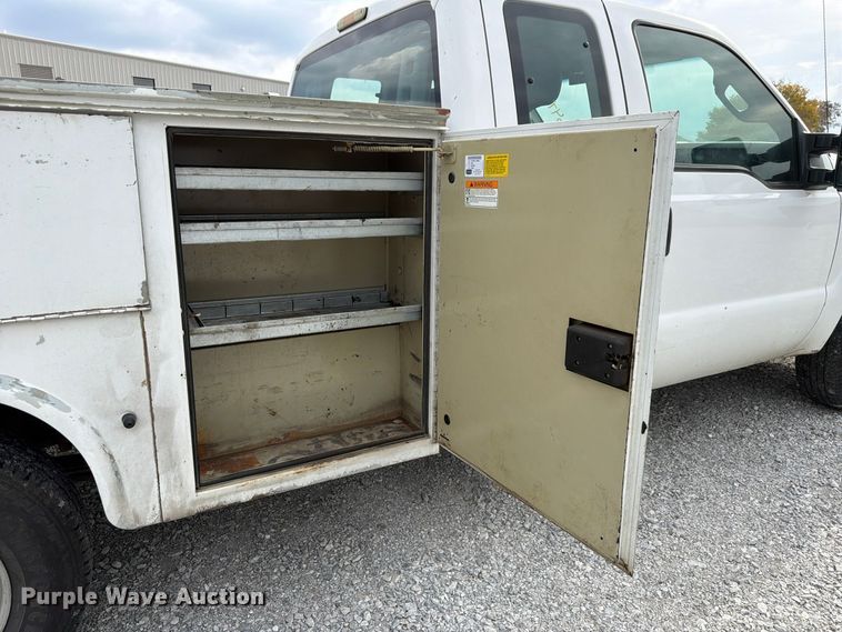 image for item FP3219 2015 Ford F250 Super Duty Ext. Cab utility bed pickup truck