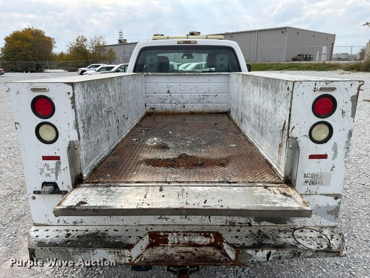 image for item FP3219 2015 Ford F250 Super Duty Ext. Cab utility bed pickup truck