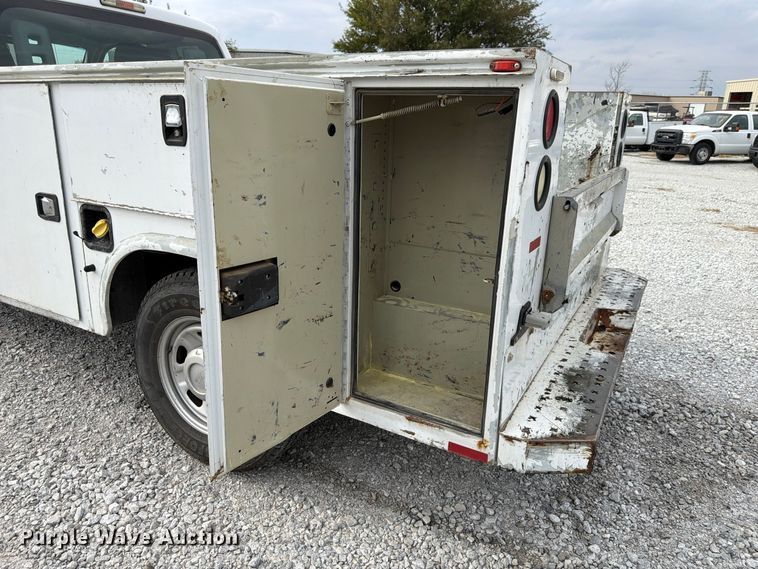 image for item FP3219 2015 Ford F250 Super Duty Ext. Cab utility bed pickup truck
