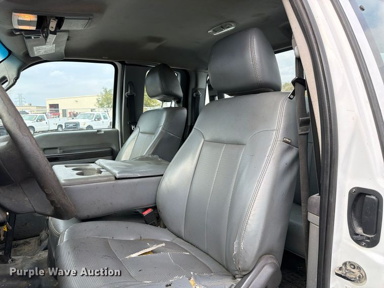 image for item FP3219 2015 Ford F250 Super Duty Ext. Cab utility bed pickup truck