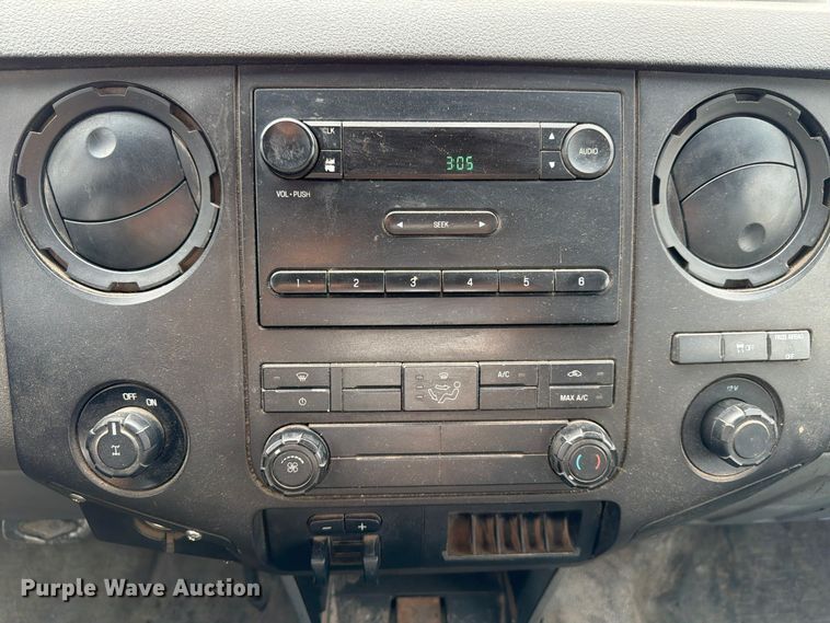 image for item FP3219 2015 Ford F250 Super Duty Ext. Cab utility bed pickup truck