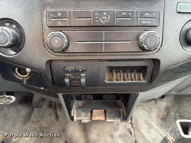 image for item FP3219 2015 Ford F250 Super Duty Ext. Cab utility bed pickup truck