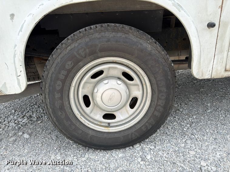 image for item FP3219 2015 Ford F250 Super Duty Ext. Cab utility bed pickup truck