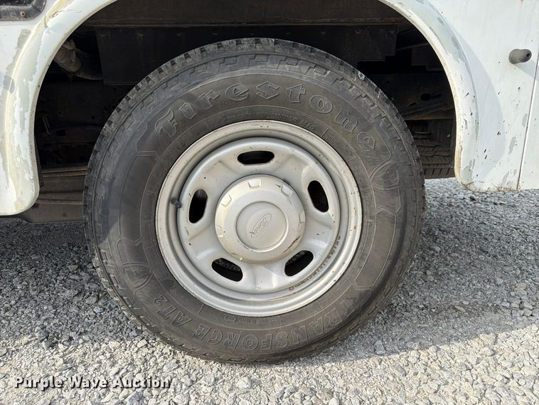 image for item FP3219 2015 Ford F250 Super Duty Ext. Cab utility bed pickup truck