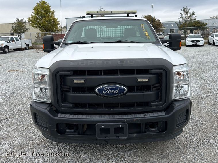 image for item FP3220 2015 Ford F250 Super Duty utility bed pickup truck
