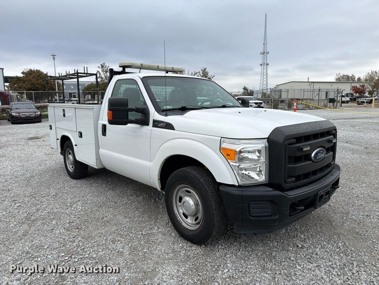 image for item FP3220 2015 Ford F250 Super Duty utility bed pickup truck