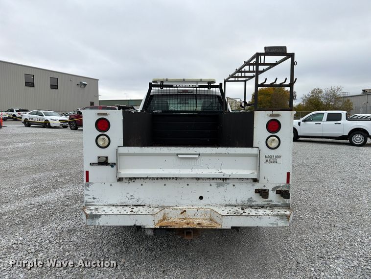 image for item FP3220 2015 Ford F250 Super Duty utility bed pickup truck